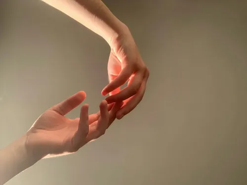 Therapy for Relationship Patterns & Attachment Wounds